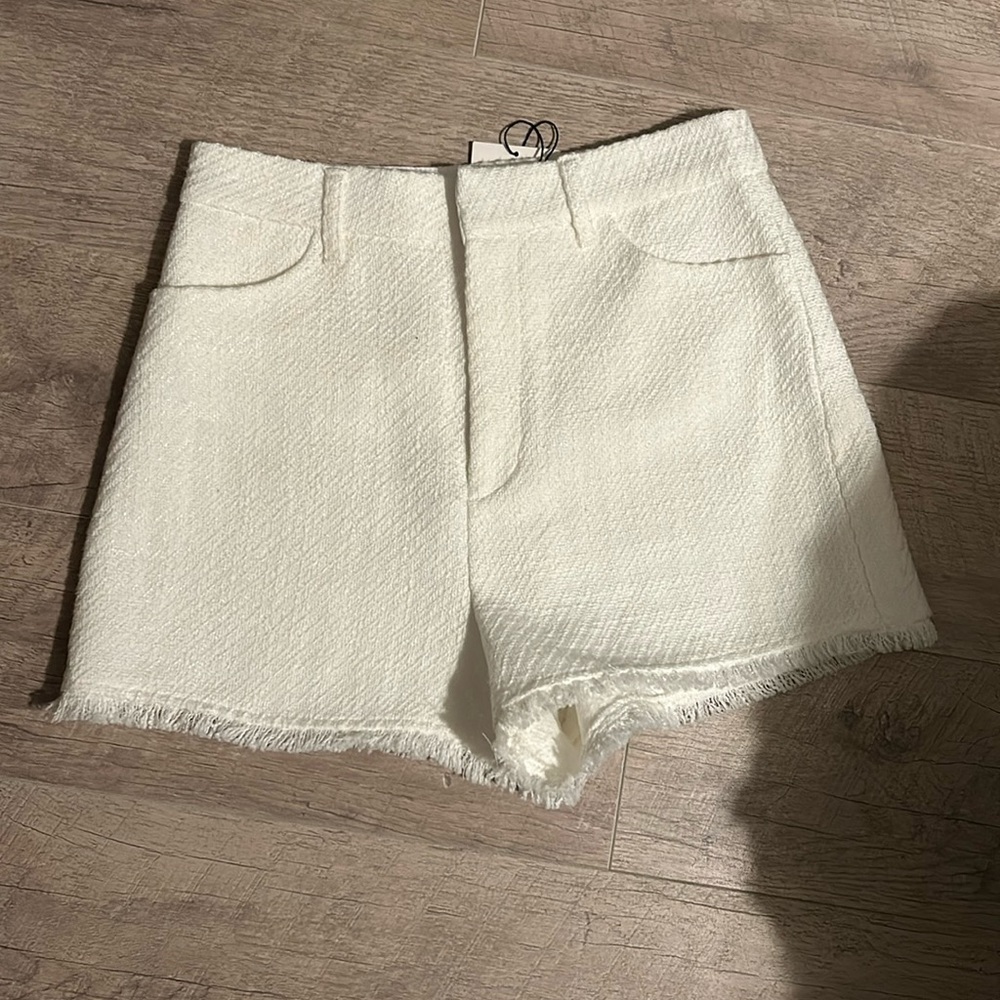 Zara textured winter white shorts.